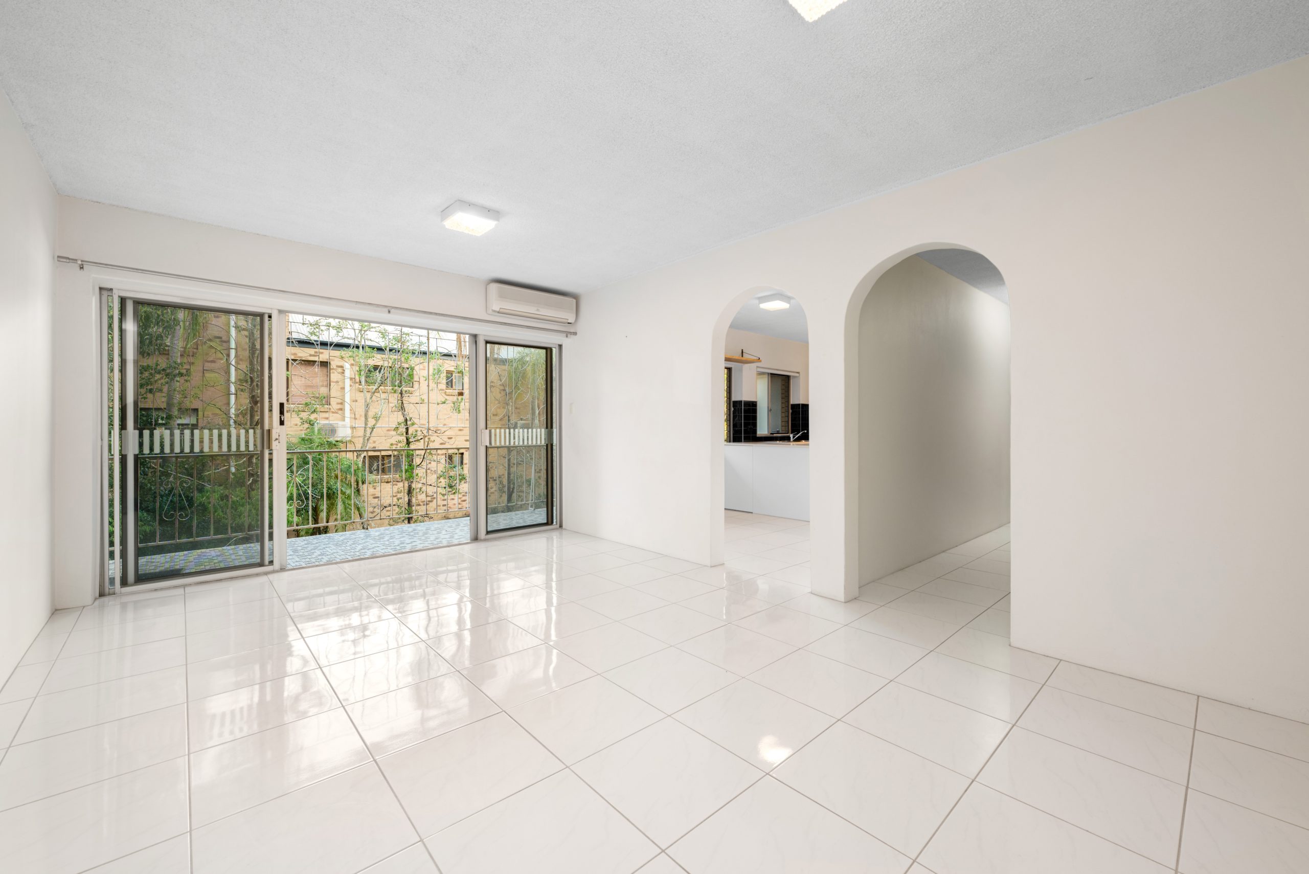Virtual furniture to be added to lounge in St Lucia – Property marketing Brisbane